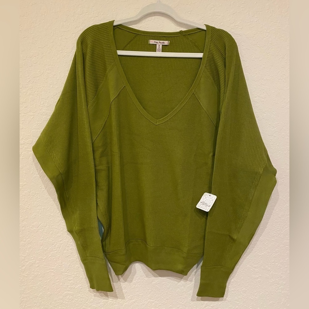 NWT Free People Santa Clara Slouchy Thermal Waffle Knit Top Army Green Size M - Picture 6 of 13
